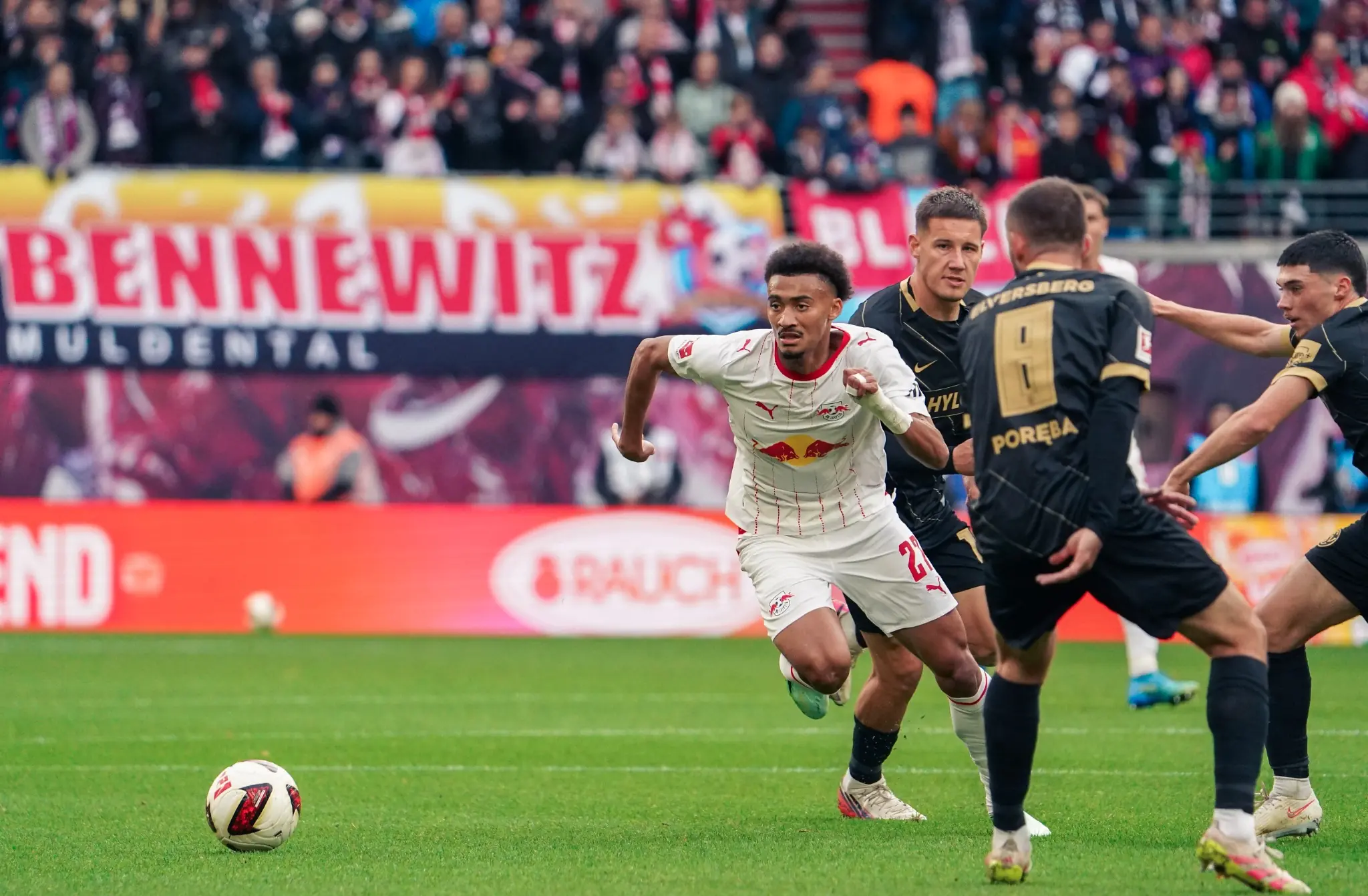 Tidiam Gomis accelerates through the SV Elversberg defence during the second half.