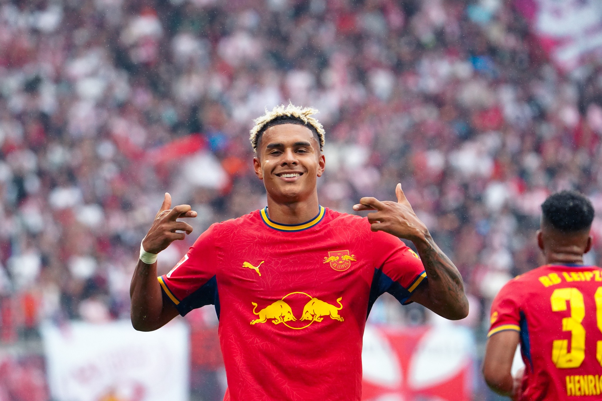 RB Leipzig celebrate during the 5:0 victory against Hamburger SV.