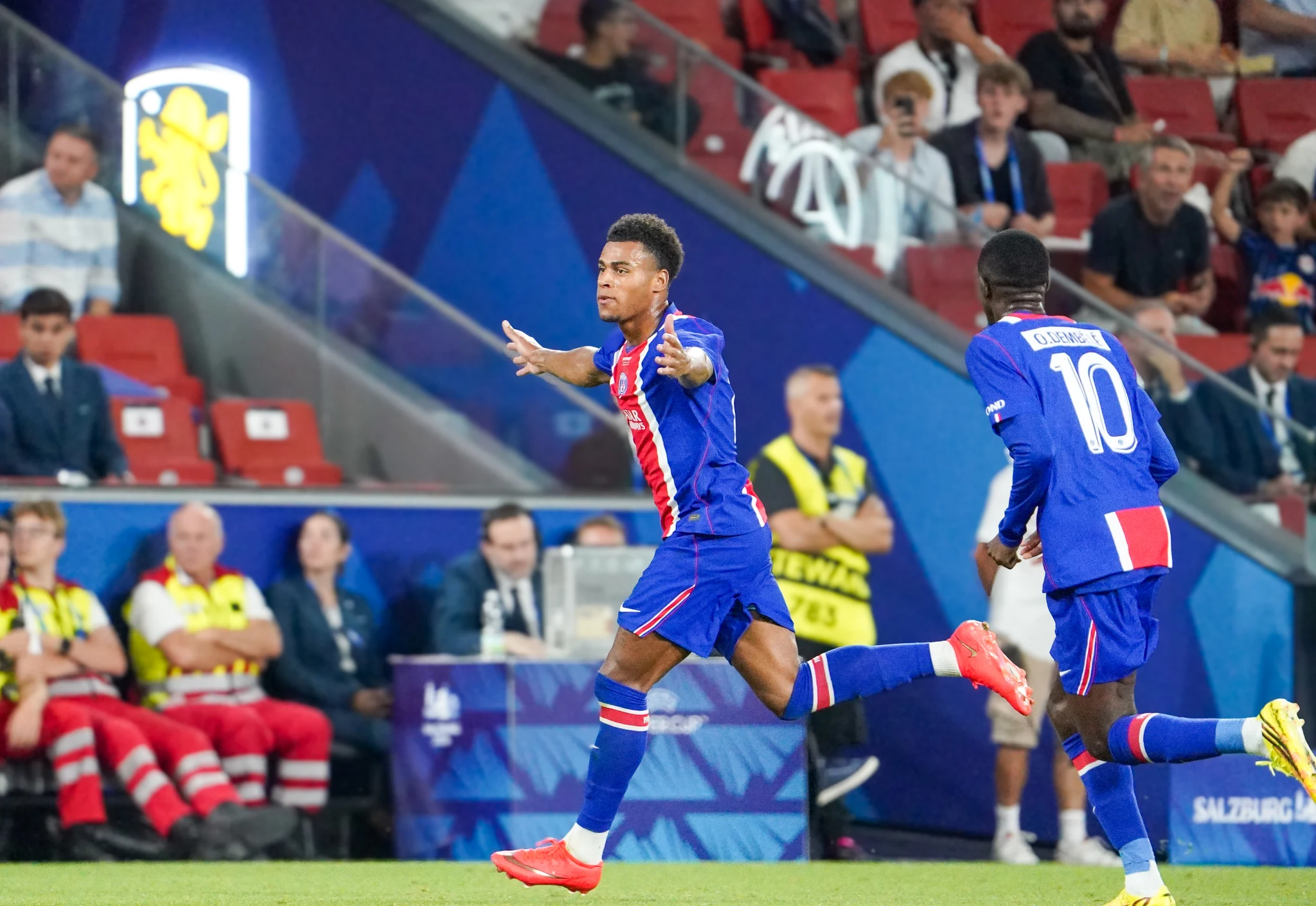 Match action and reactions during Paris Saint-Germain versus Aston Villa in Salzburg.