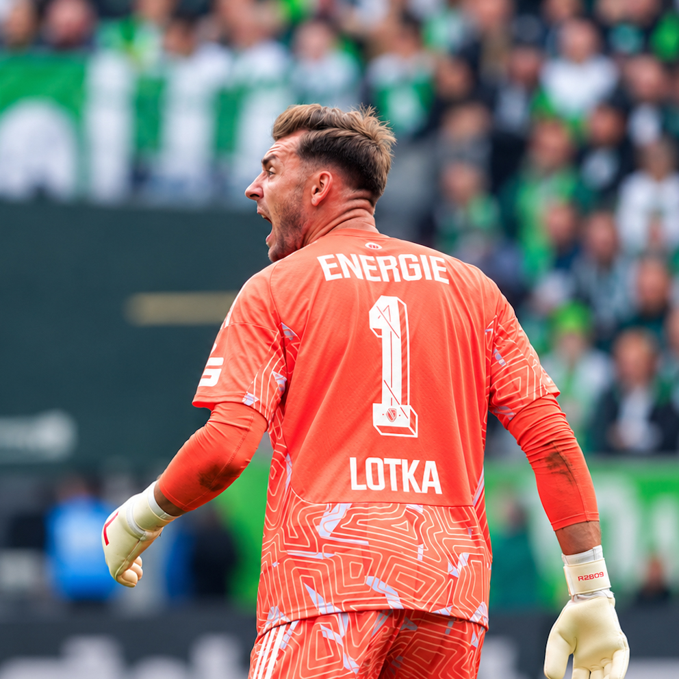 Energie Cottbus goalkeeper Marcel Lotka reacts during the 4:4 draw against VfL Wolfsburg at the Volkswagen Arena.